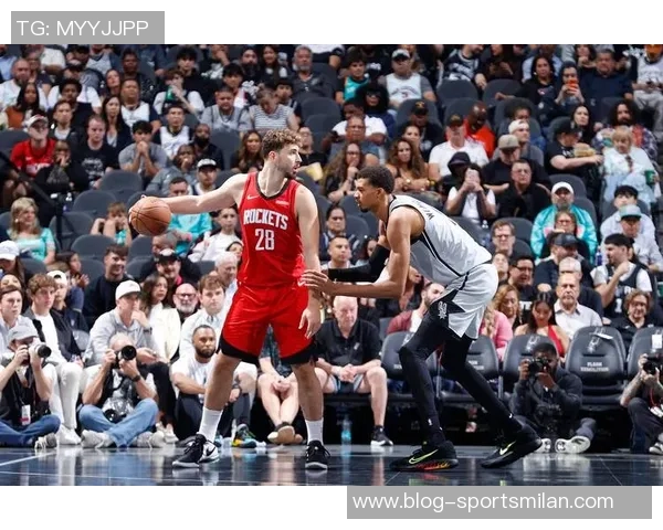 文班亚马复出终结雷霆16连胜是否能成为阻止王朝崛起的关键人物