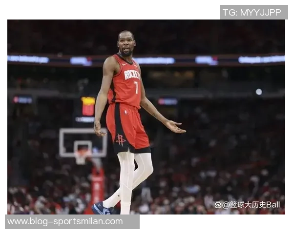 火记:雷霆球员对抗杜兰特表现不佳关键时刻犯规与防守依然出色 火记:雷霆球员对抗杜兰特表现不佳关键时刻犯规与防守依然出色