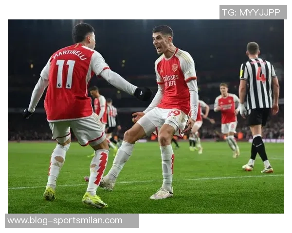 阿森纳官方推特发布海报热身联赛杯对阵布莱顿的精彩战役 阿森纳官方推特发布海报热身联赛杯对阵布莱顿的精彩战役