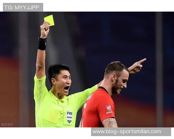 马宁赛后遭遇冲突连罚三红牌安保紧急护送离场引发热议 马宁赛后遭遇冲突连罚三红牌安保紧急护送离场引发热议
